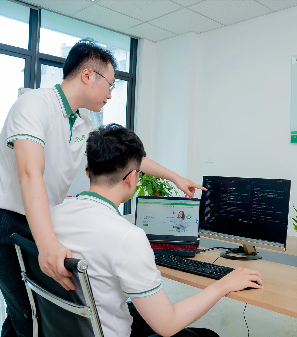 Tiến hành lập trình